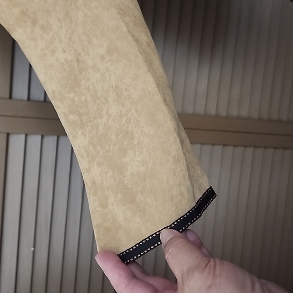 Faux suade pull over jacket - Picture 5 of 8